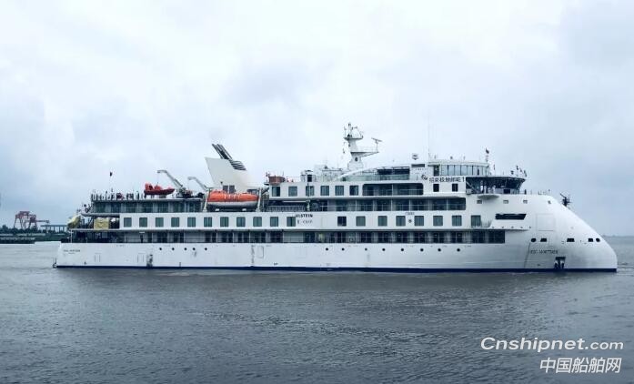 招商重工造中国首艘极地探险邮轮“招商极地邮轮1”试航