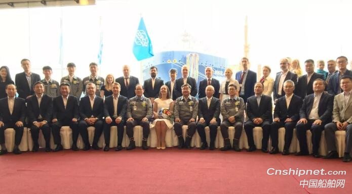 中远海运LNG亚马尔冰区项目船命名