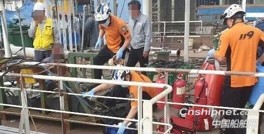 韩国一船厂突发爆炸,致2名中国工人重伤