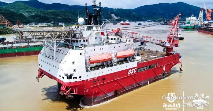 马尾造船第5艘84米双体半潜多用途移动平台顺利交付
