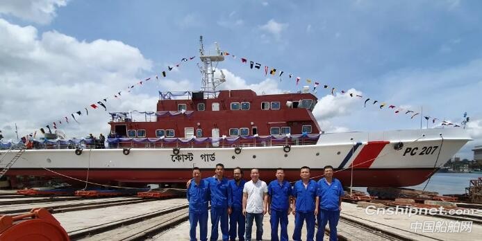 西江造船新型52m近海巡逻艇顺利下水