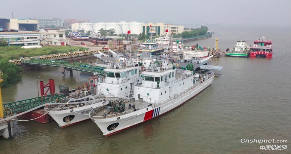 江龙船艇40米级B型巡逻艇3号艇下水