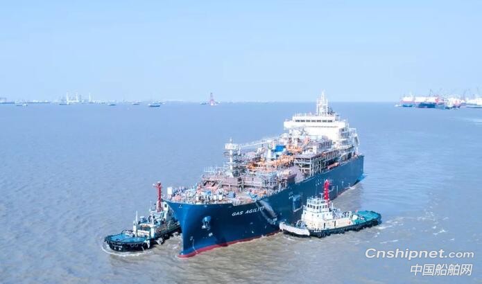 世界最大首款薄膜型Mark III Flex型围护系统的LNG加注船出坞