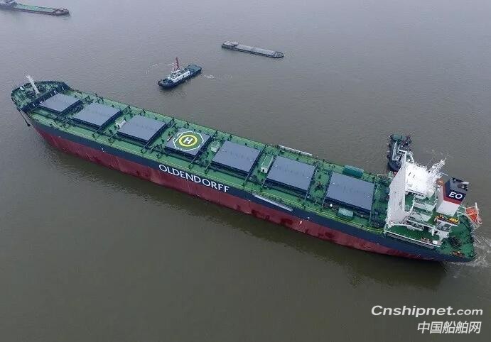 新韩通船舶重工82000吨散货轮HT82-215试航归来