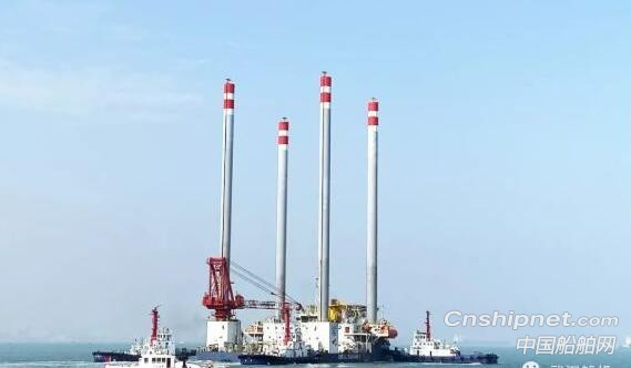 海西重机两座WMPP300自升式海工辅助平台发往中东