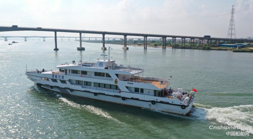 江龙船艇JL4950海事综合指挥船顺利交付