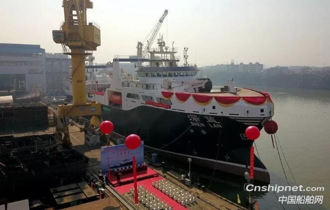 我国首艘渔业捕捞加工一体船“深蓝号”入列