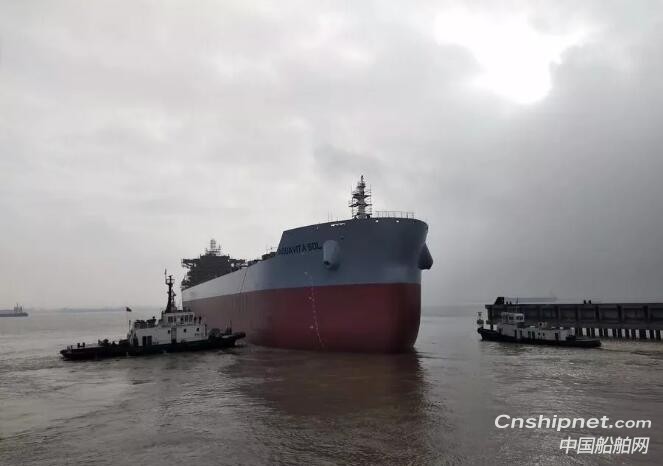 新韩通重工两艘82K散货轮顺利出坞