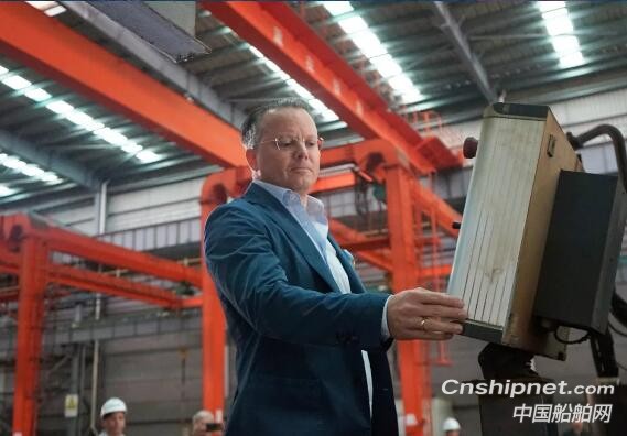 中航鼎衡3600吨不锈钢化学品船2#船顺利开工