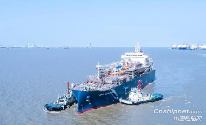 全球最大18600立方米LNG加注船实现主机全回转动车提交