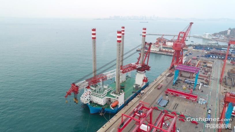 国内首座1200吨自航自升式风电安装平台“振江”号交付