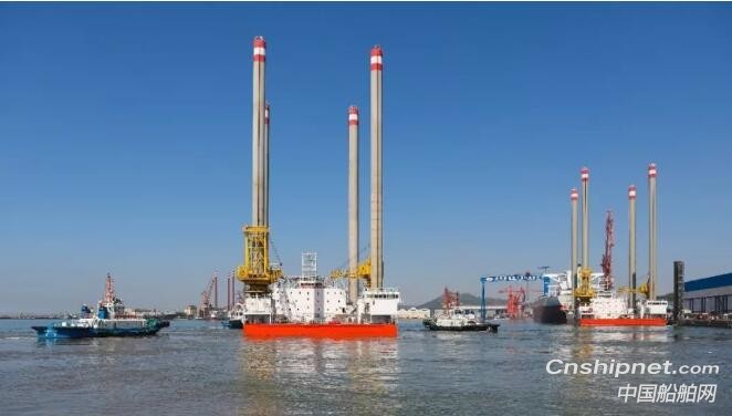 渤船重工2艘自升助航式作业平台同时命名交付