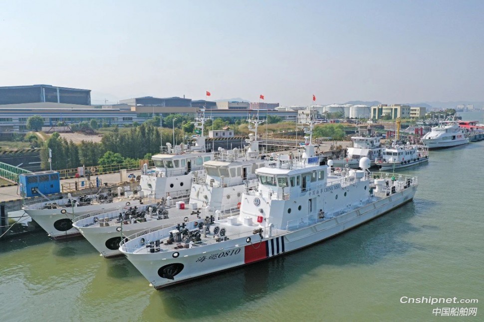 江龙船艇40米级B型巡逻艇入列平潭海事局编队