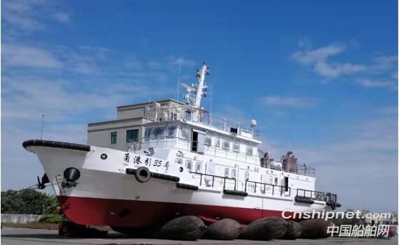 宁波舟山港“甬港引35号”钢质引航艇顺利下水