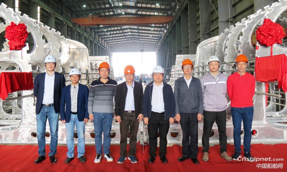 澳龙船艇300客位铝合金高速客船“鹏星6”顺利铺龙骨