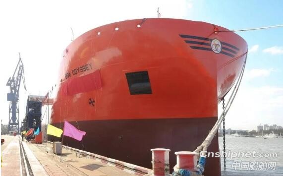 沪东中华49000吨不锈钢化学品船“宝·奥德赛”号签字交付