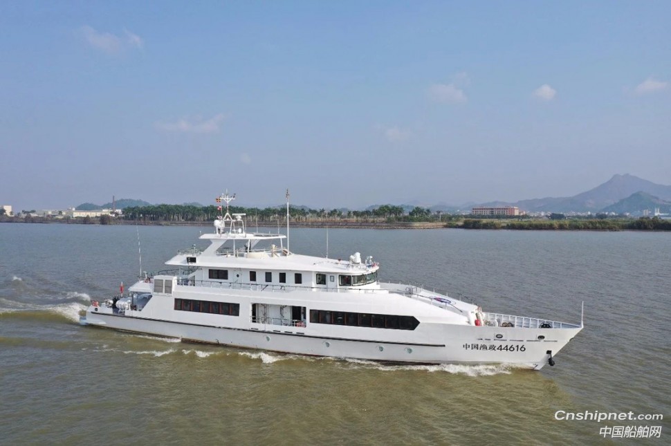 江龙船艇40米级高速海洋指挥船成功试航