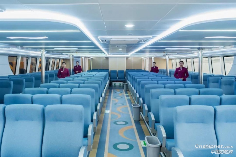 江龙船艇286客位豪华高速客船“惠嘉华星”号首航