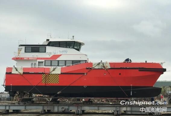 显利造船一艘27米海上风电场服务船顺利下水