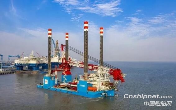 中国首艘1300吨自升自航式风电安装船完成试航