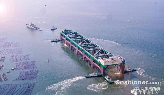 全球最大最先进的深水养殖工船海试