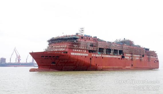 广船国际阿尔及利亚豪华客滚船胜利出坞