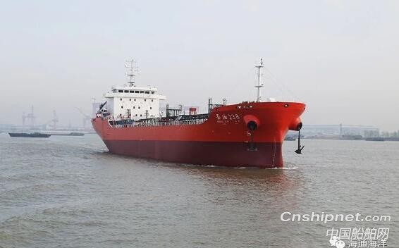 江苏海通海洋工程装备一艘13800吨油船圆满试航