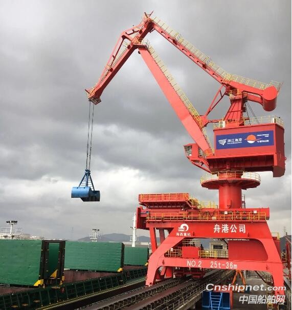 海西重机2台25T-36M带斗门机顺利交付