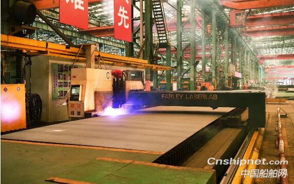 江南造船第五艘2200TEU支线集装箱船开工