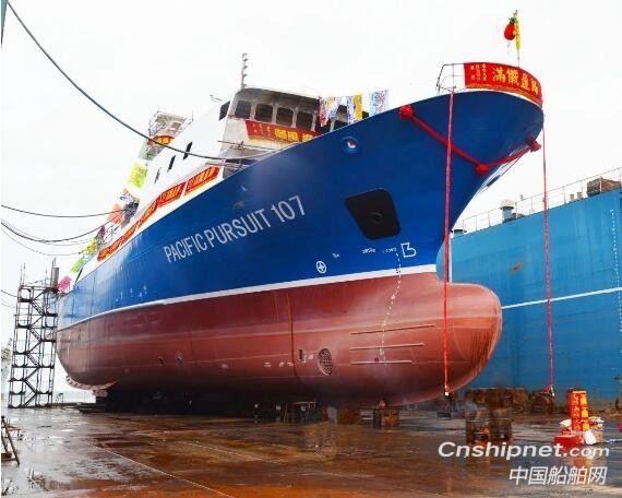 京鲁船业同日实现两大生产节点