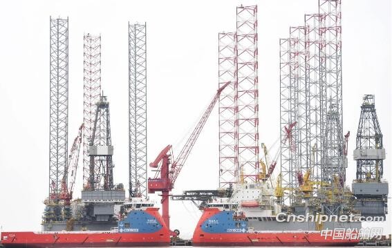 上海外高桥造船2艘PX121H型平台供应船交付运营