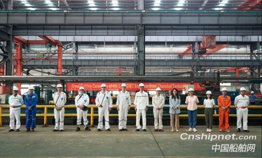 扬州金陵2艘不锈钢化学品船分别交付和开工
