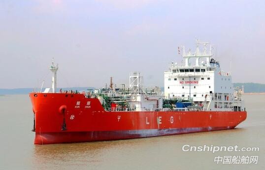 南京金陵船厂首艘6500立方乙烯运输船顺利完成海试