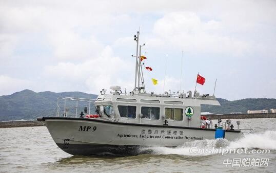 江龙船艇香港政府批量全铝合金快速艇顺利完成试航