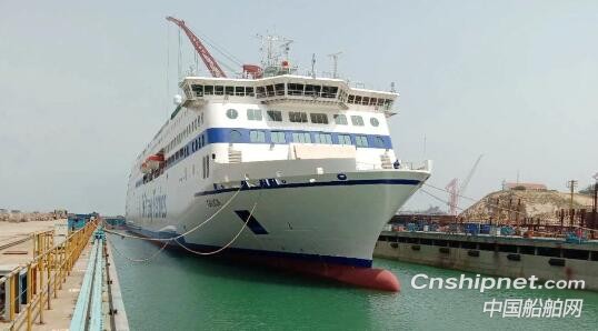 威海金陵Stena高端客滚船完成倾斜试验