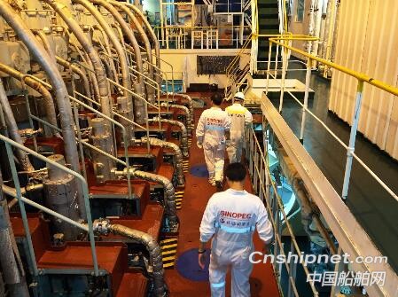 世界海洋日 中国石化长城润滑油创新润滑科技守护海洋生态文明