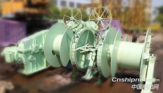 武汉船机为集装箱船配套的电动锚绞机顺利发运出厂