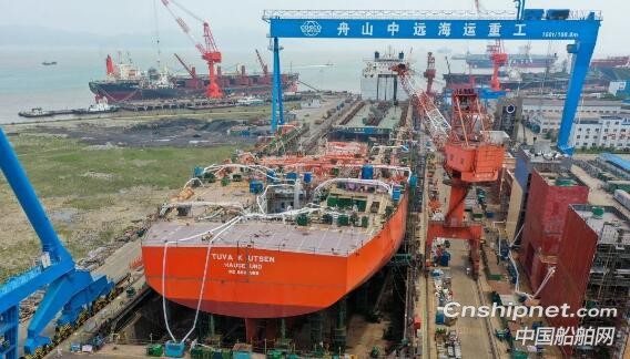 东南造船22500DWT散货船“高栏309”号接水