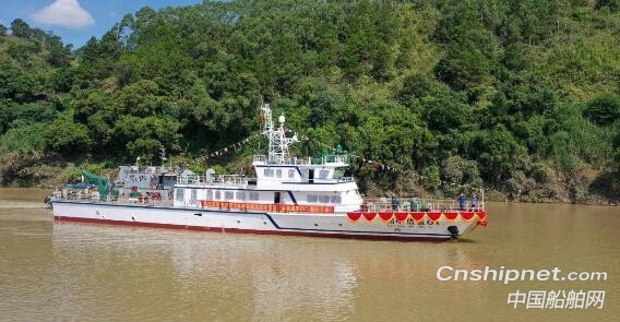 国内首艘500千伏海底电缆综合运行维护船顺利下水