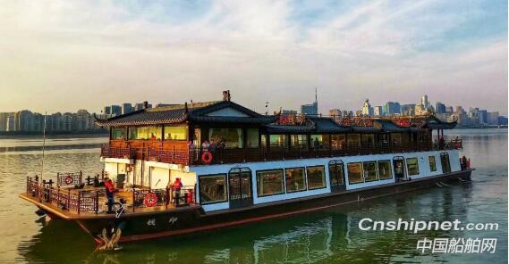 第七一二所第二条豪华游船“梦航号”成功试航