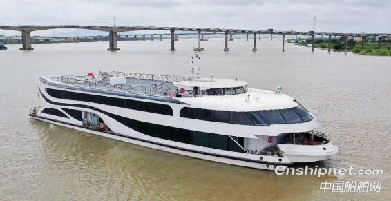 第七一二所第二条豪华游船“梦航号”成功试航