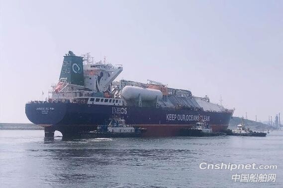大船集团第二艘85000立方米超大型乙烷乙烯运输船试航凯旋