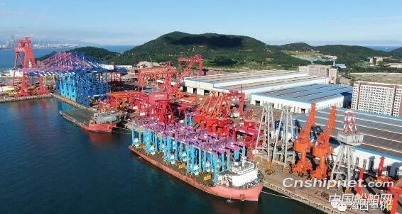 海西重机12台轮胎吊顺利发船