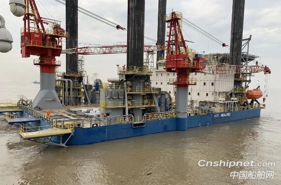 招商局重工2座自升自航式作业平台顺利交付