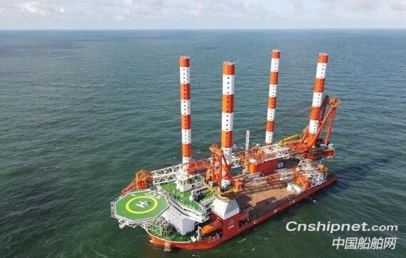 我国自行设计制造的首艘插桩式抢险打捞工程船正式入列