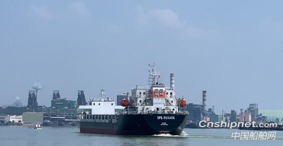 南京东泽船厂一艘558箱集装箱船顺利交付