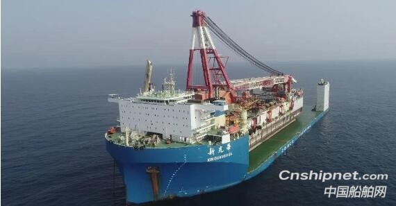 中远海运特运一艘大型铺管船“蓝疆”号踏上回国的旅程