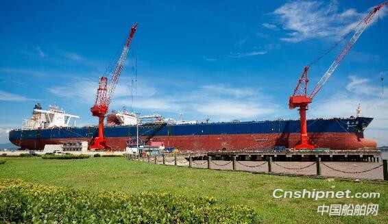 舟山中远海运重工30万吨级油轮“远山湖”圆满完成修理