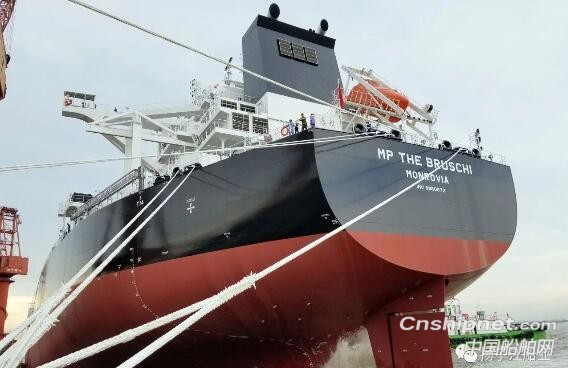 扬子鑫福造船一艘208000DWT散货船顺利交付