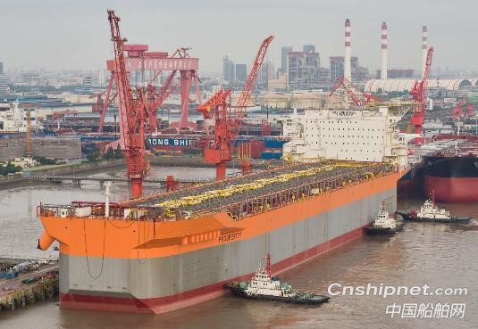 上海外高桥造船海上浮式生产储油船完工交付